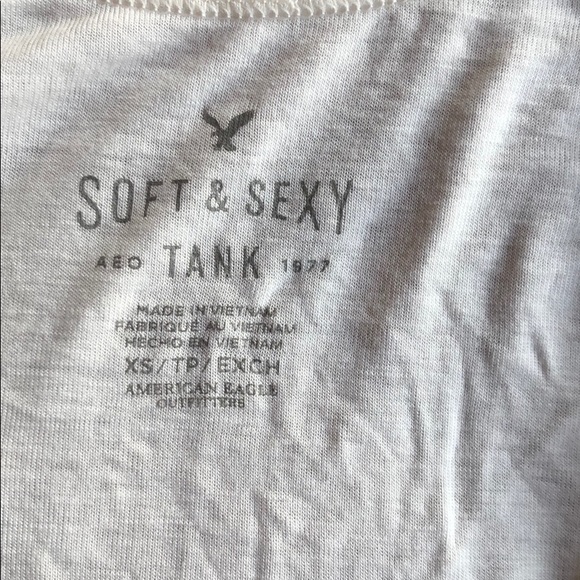 ❤️Soft & sexy lace tank/camisole - Picture 3 of 4